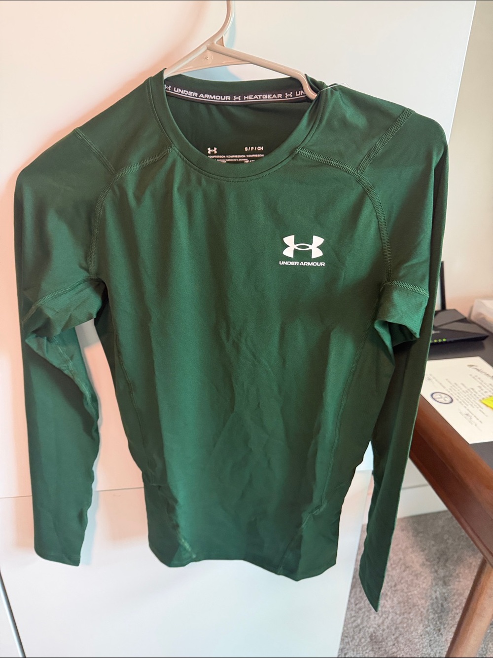 Under Armour Men's Long Sleeve HeatGear Top in Dark Green